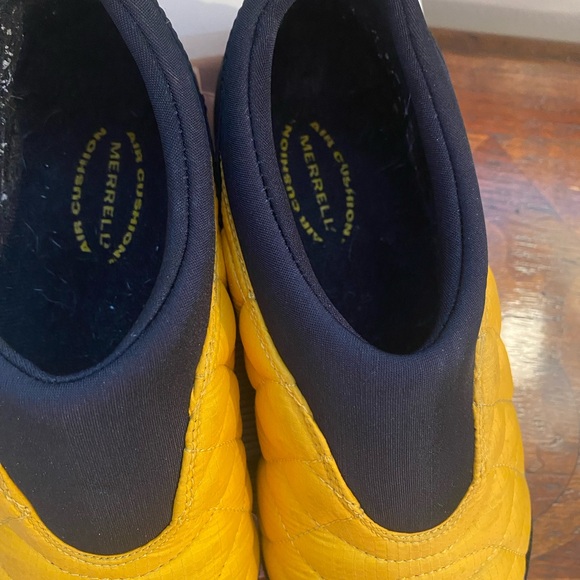 Merrell Yellow and Black womens Shoes - Picture 6 of 8